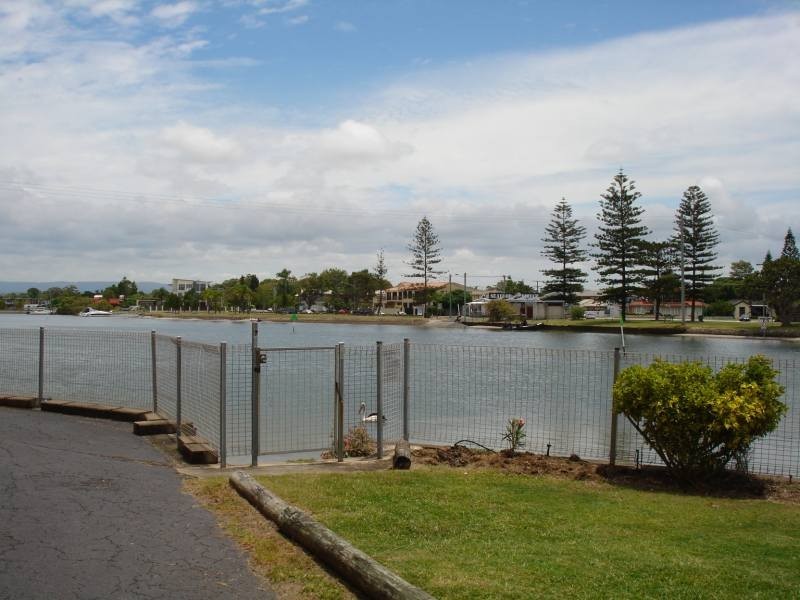 11/554 Marine Parade, Biggera Waters QLD 4216