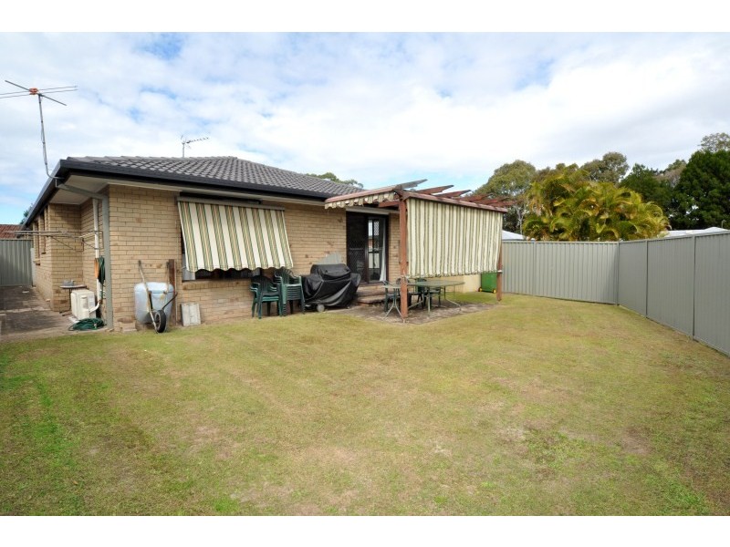 1/6 Woodgate Place, Paradise Point QLD 4216