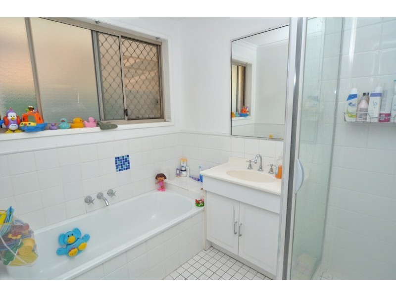 2/9 Marsupial Drive, Coombabah QLD 4216