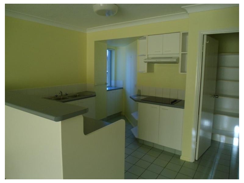 11/65 Bayview Street, Runaway Bay QLD 4216