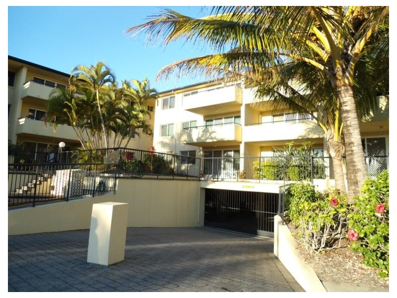 11/65 Bayview Street, Runaway Bay QLD 4216