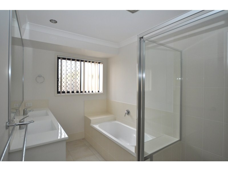 10 Nimbus Court, Coomera QLD 4209