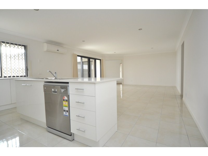 10 Nimbus Court, Coomera QLD 4209