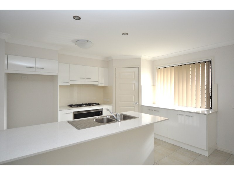 10 Nimbus Court, Coomera QLD 4209