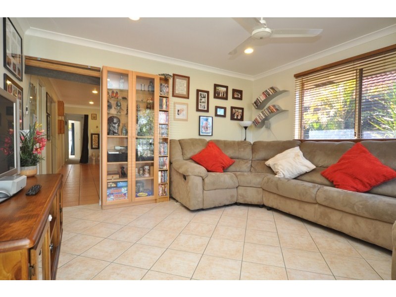 32 Bernini Drive, Coombabah QLD 4216