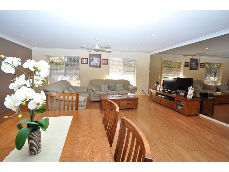 7 Cattleya Court, Hollywell QLD 4216
