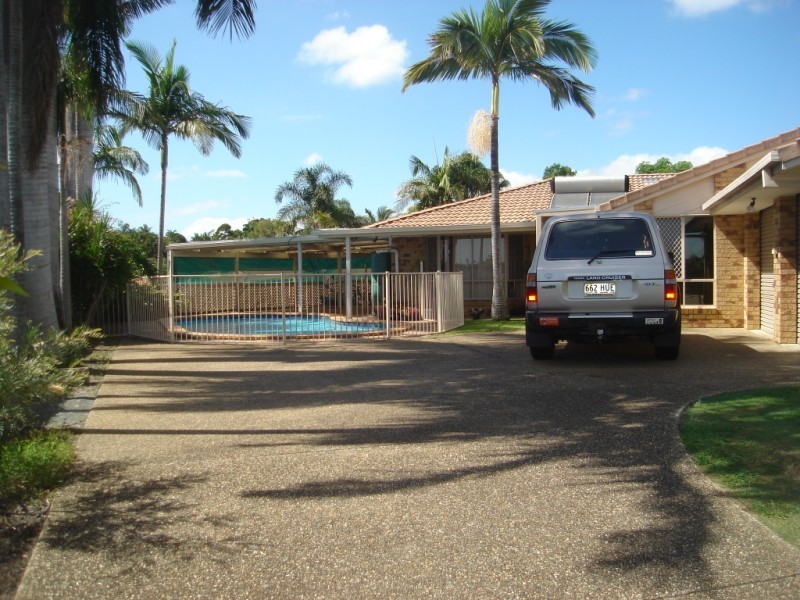 12 Menzies Close, Arundel QLD 4214