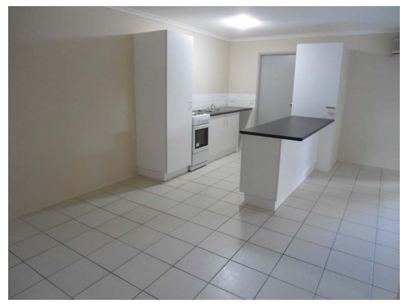 2/22 Paramount Place, Oxenford QLD 4210