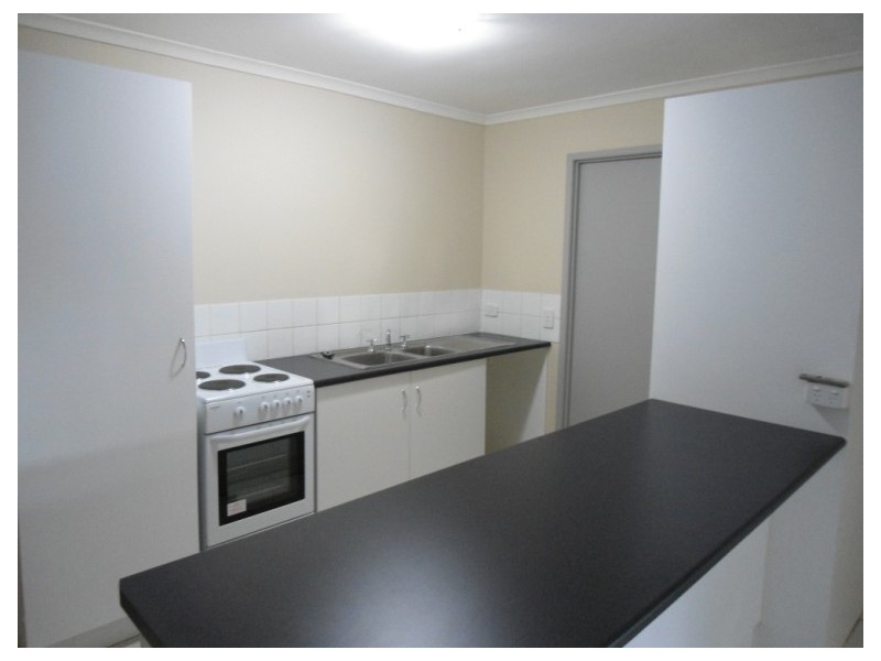 2/22 Paramount Place, Oxenford QLD 4210