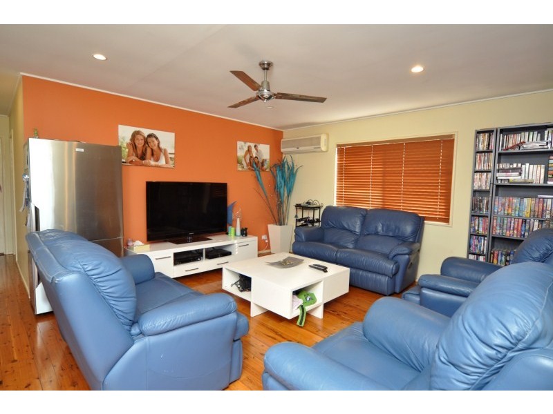 16 Teal Avenue, Paradise Point QLD 4216