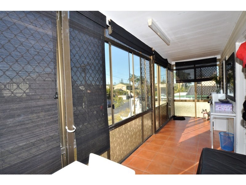 16 Teal Avenue, Paradise Point QLD 4216