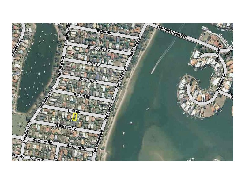 16 Teal Avenue, Paradise Point QLD 4216