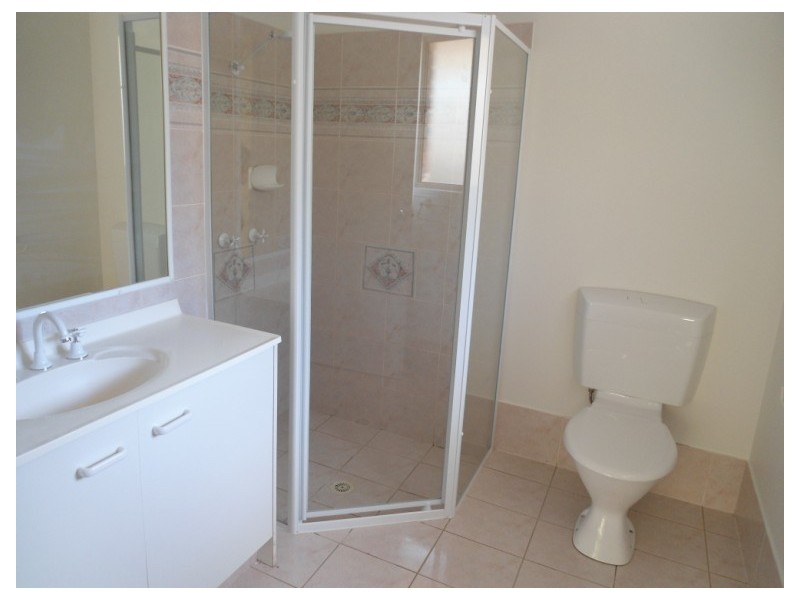 143 Henry Cotton Drive, Parkwood QLD 4214