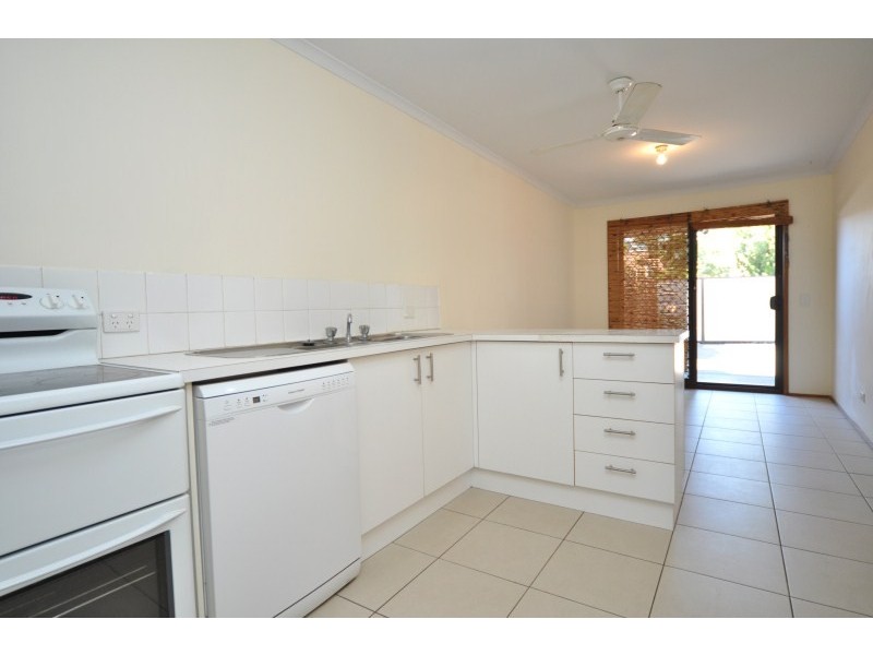 1/4 Echidna Court, Coombabah QLD 4216