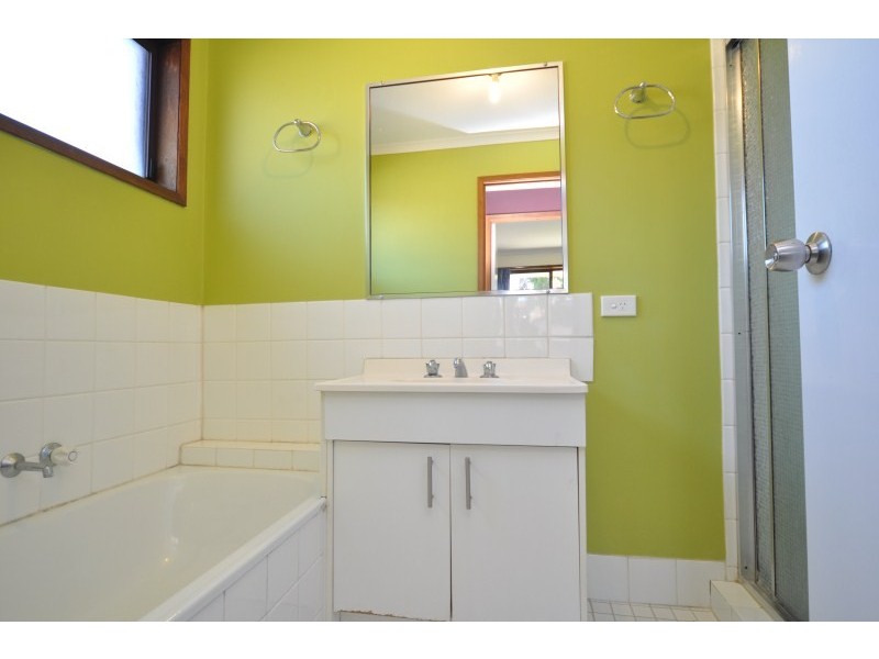 1/4 Echidna Court, Coombabah QLD 4216