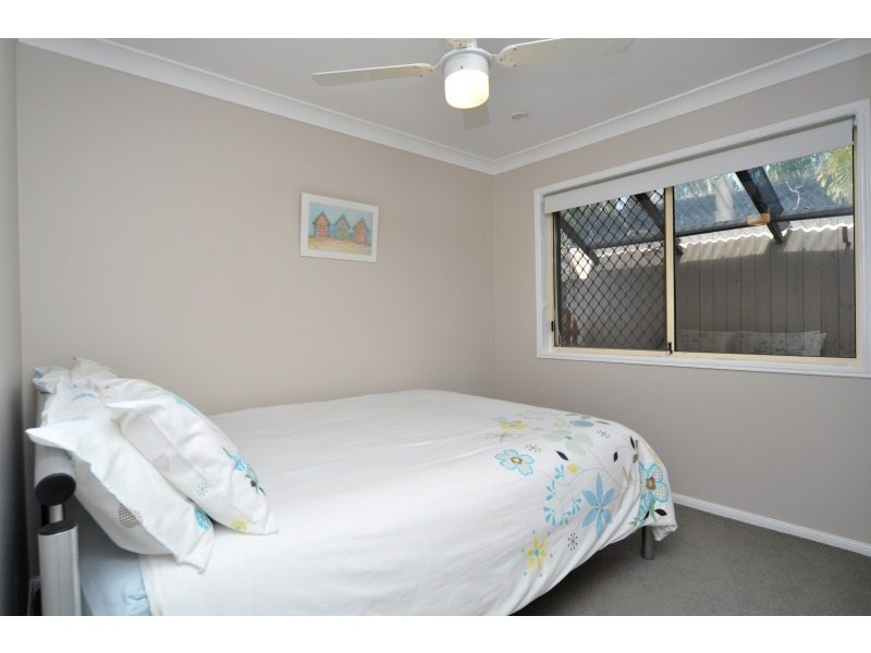 1/12 Crystal Reef Drive, Coombabah QLD 4216