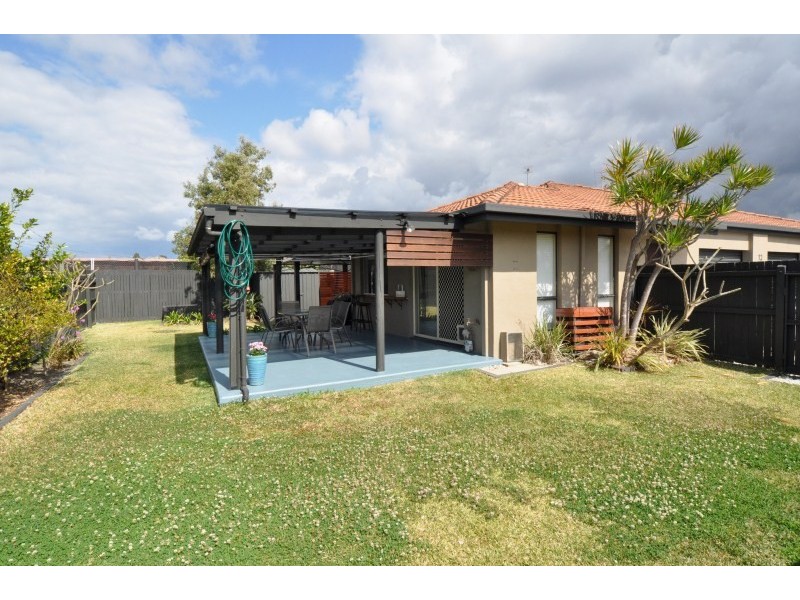 1/12 Crystal Reef Drive, Coombabah QLD 4216