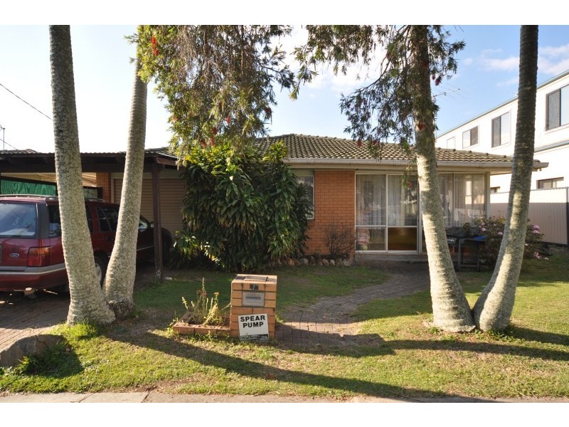 7 Abalone Avenue, Paradise Point QLD 4216