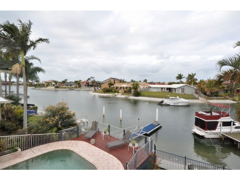 51 Tradewinds Avenue, Paradise Point QLD 4216