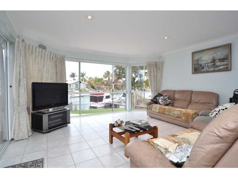 51 Tradewinds Avenue, Paradise Point QLD 4216