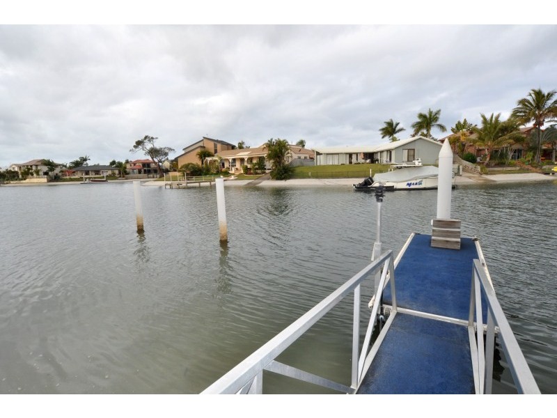 51 Tradewinds Avenue, Paradise Point QLD 4216