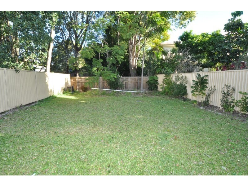 2/40 Broad Street, Labrador QLD 4215