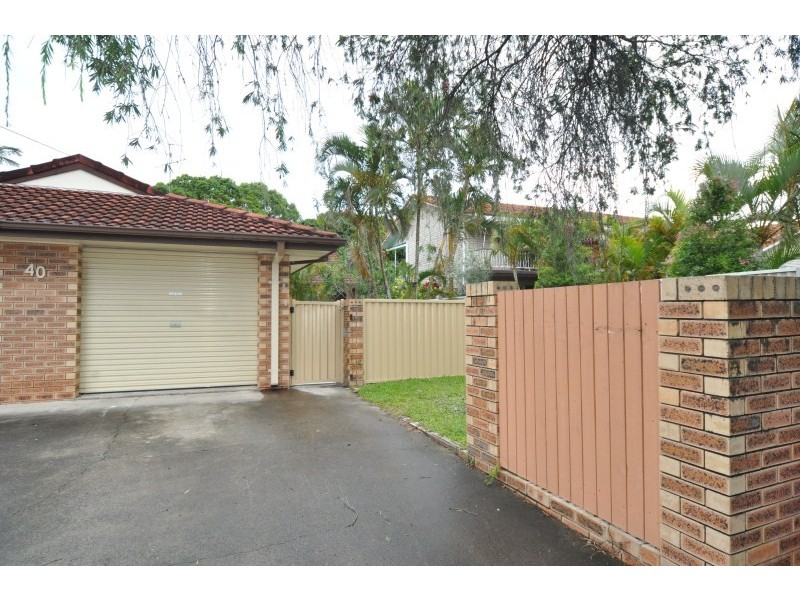 2/40 Broad Street, Labrador QLD 4215