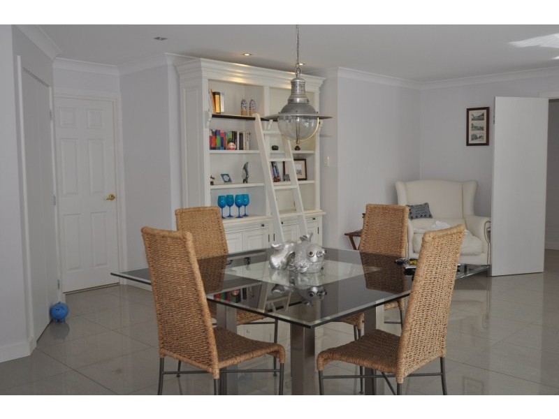 446 Oxley Drive, Runaway Bay QLD 4216