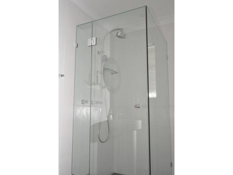 446 Oxley Drive, Runaway Bay QLD 4216