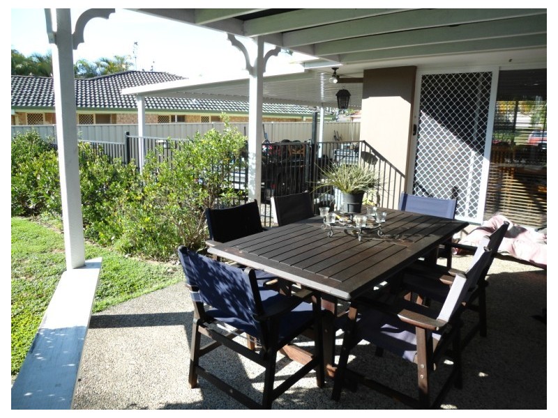 21 James Cagney Close, Parkwood QLD 4214