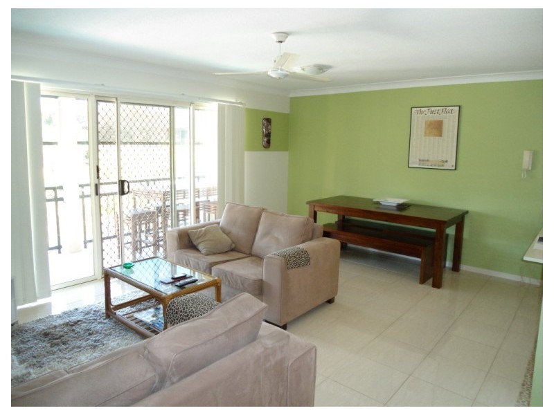 7/4 Oleander Avenue, Biggera Waters QLD 4216