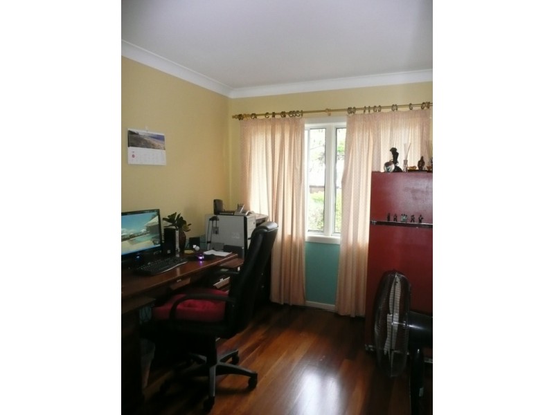 5 Coombabah Road, Biggera Waters QLD 4216