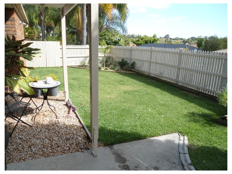 1/196 Whiting Street, Labrador QLD 4215