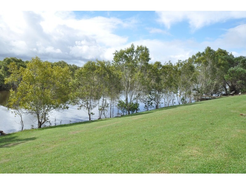 63 The Estuary, Coombabah QLD 4216
