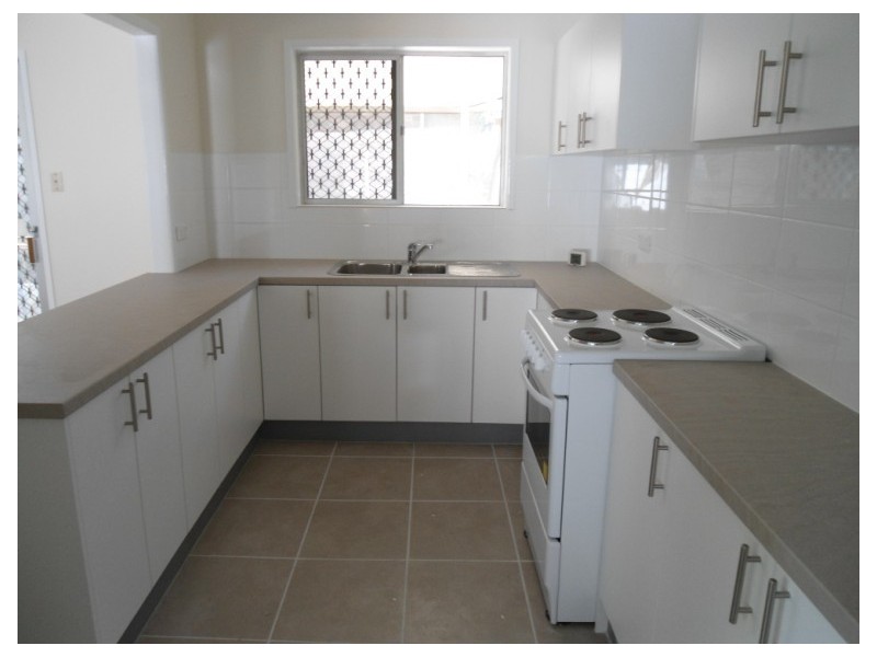 14 Sibyl Street, Southport QLD 4215