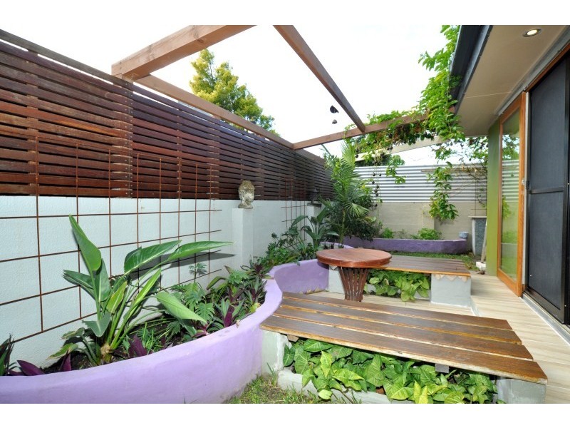 2/17 Muscovey Avenue, Paradise Point QLD 4216