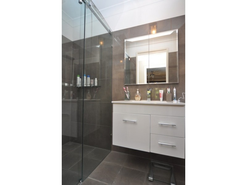 17 Spikes Court, Arundel QLD 4214