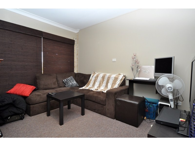 17 Spikes Court, Arundel QLD 4214