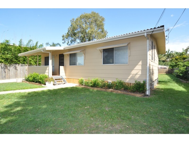 8 Coombe Avenue, Hope Island QLD 4212