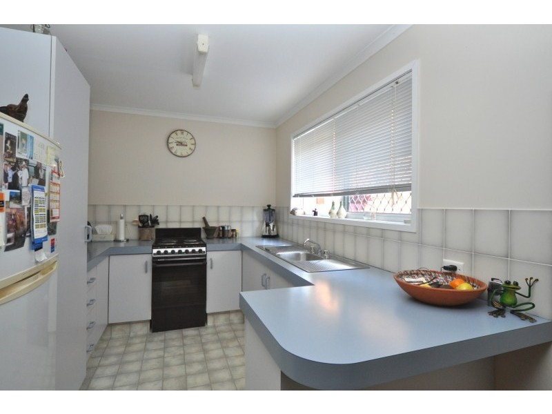 2/37 Milton Avenue, Paradise Point QLD 4216