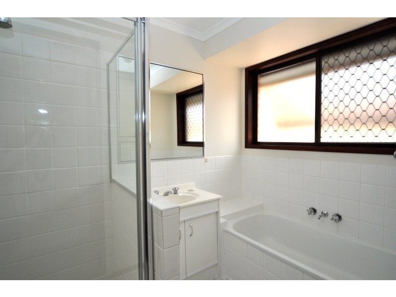 1/19 Telopea Street, Labrador QLD 4215