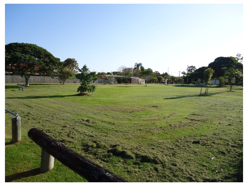 14 Dimitri Avenue, Biggera Waters QLD 4216