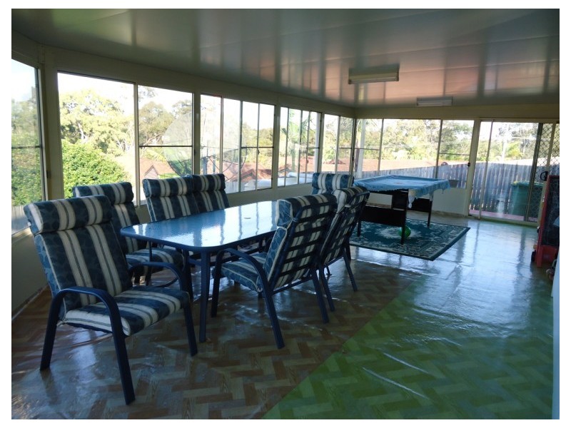 1/6 Tanias Place, Labrador QLD 4215