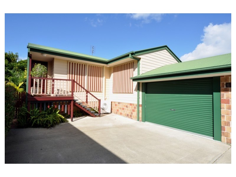 2/16 Chirn Crescent, Labrador QLD 4215