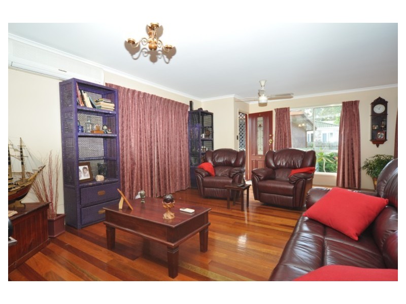 2/16 Chirn Crescent, Labrador QLD 4215