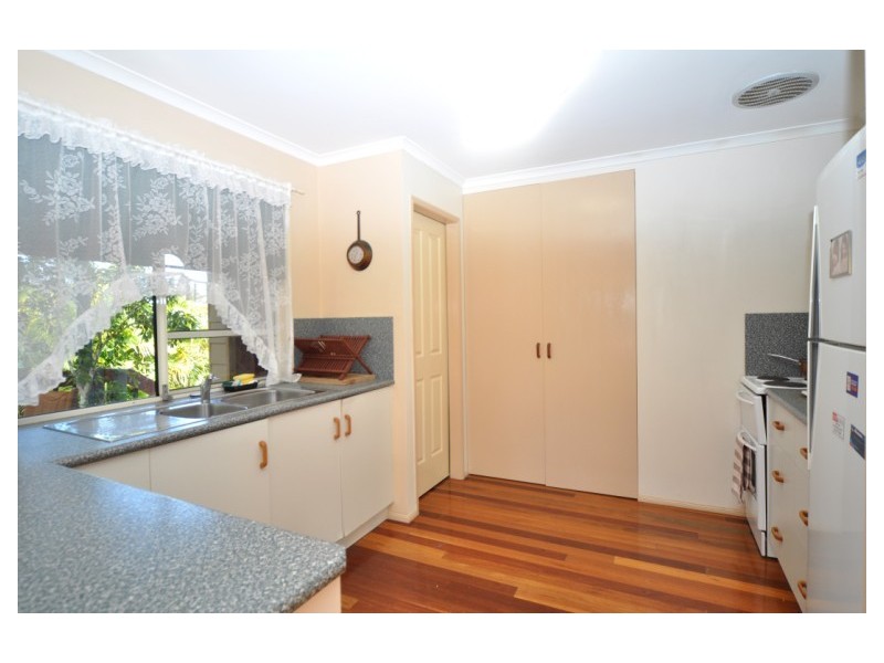 2/16 Chirn Crescent, Labrador QLD 4215