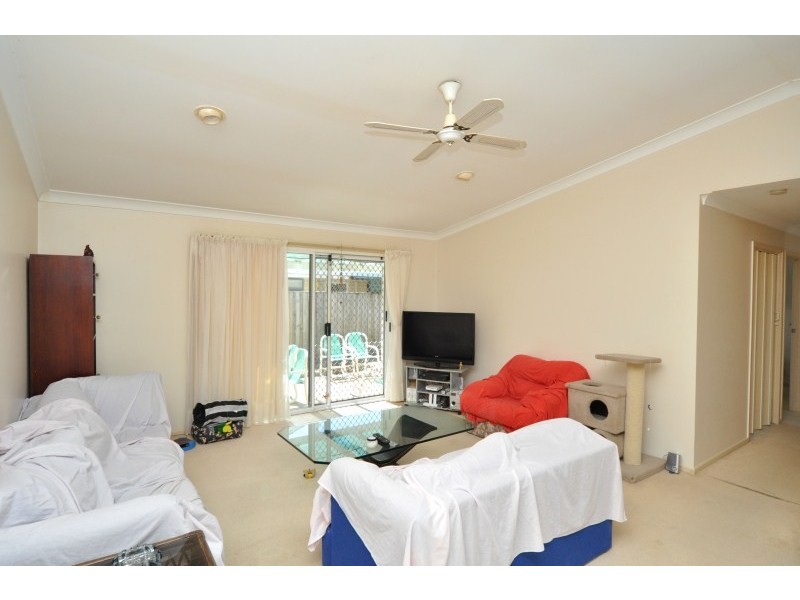 2/26 Donald Avenue, Paradise Point QLD 4216