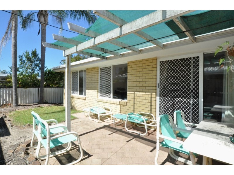 2/26 Donald Avenue, Paradise Point QLD 4216