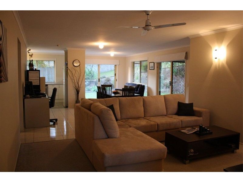 6 Rodriguez Court, Parkwood QLD 4214