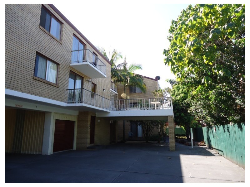 10/25 Imperial Parade, Labrador QLD 4215